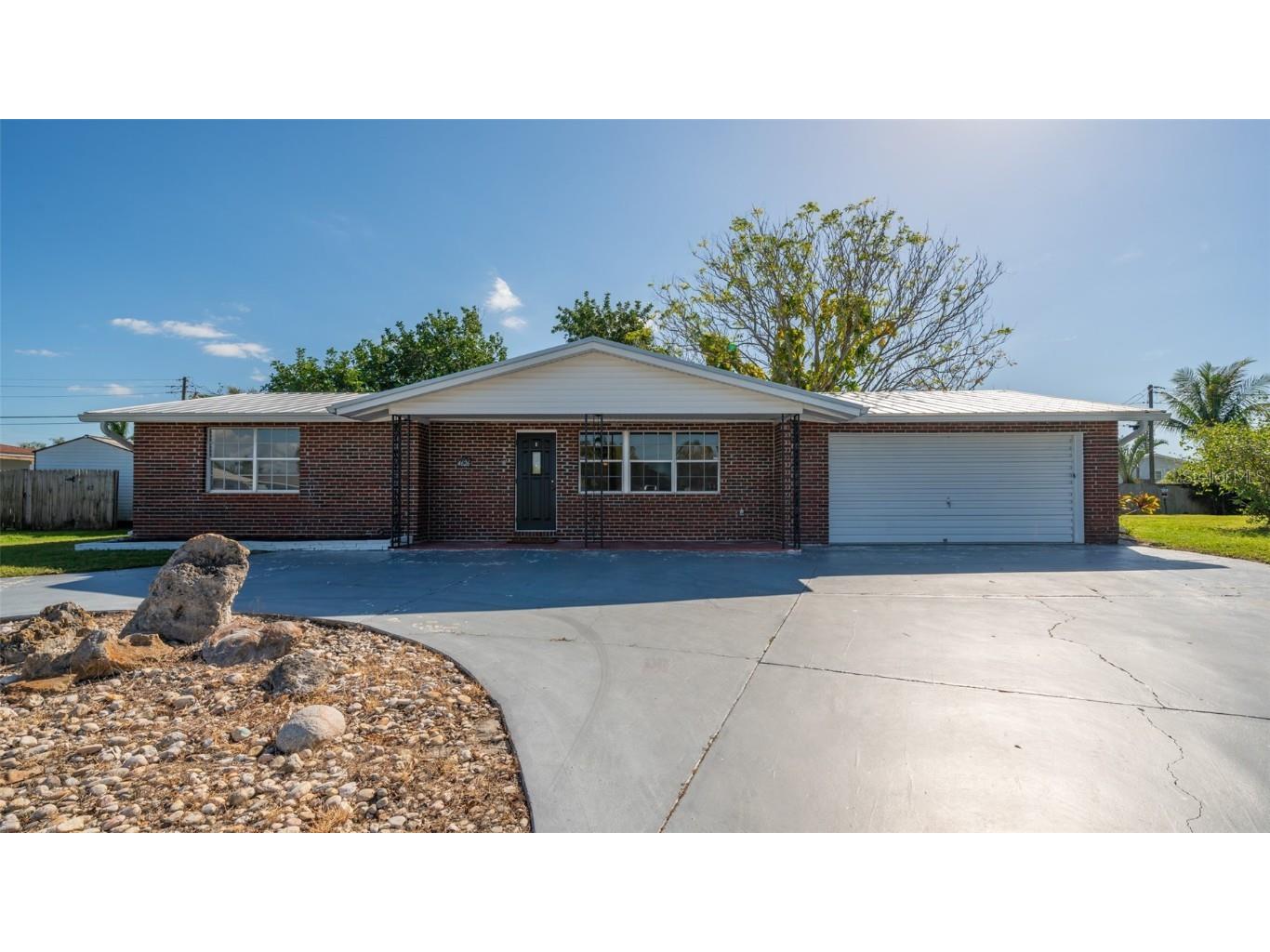 4626 Orlando Circle Bradenton FL 34207 A4546168 image1