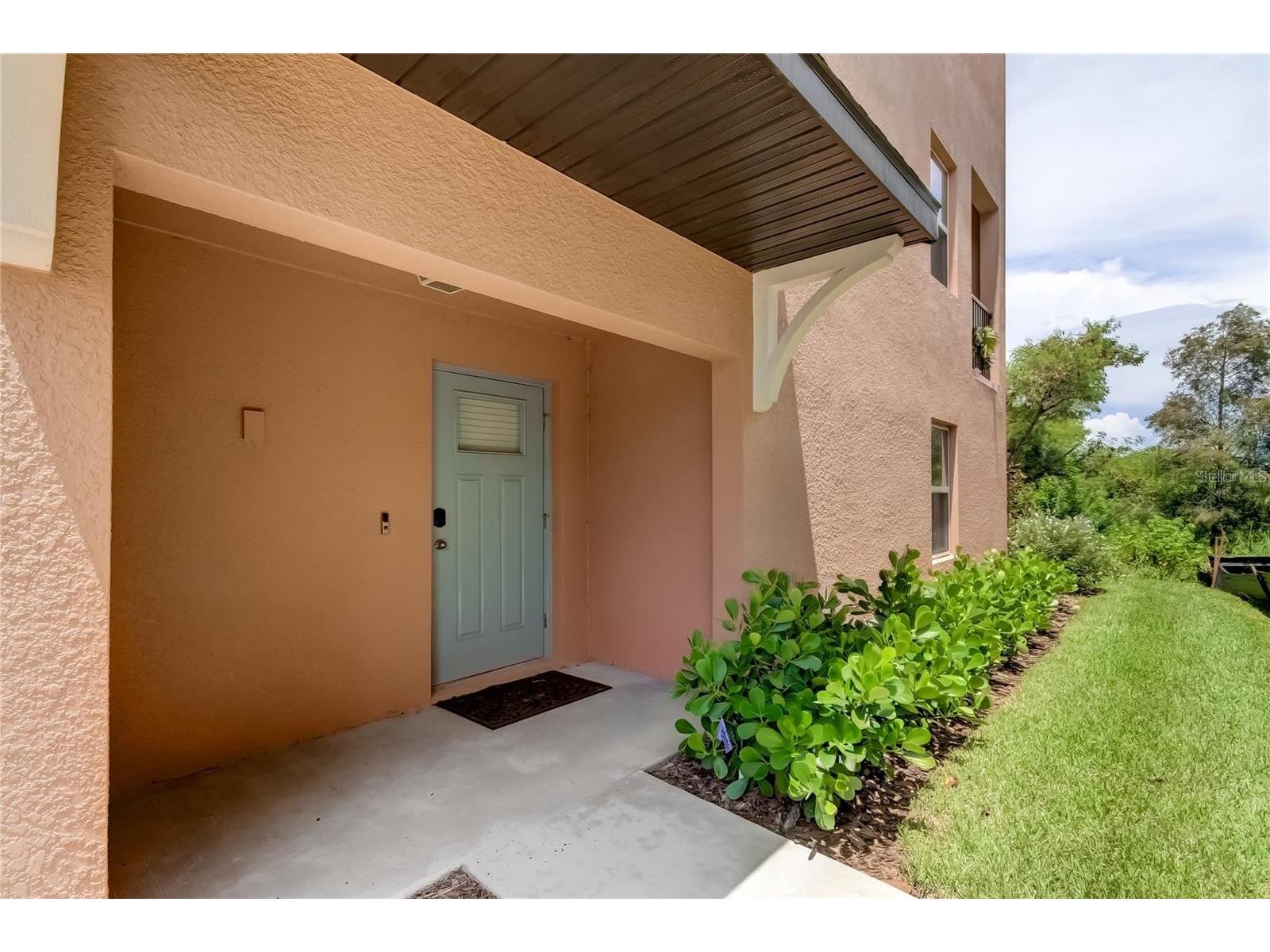 4626 Willet Cooper Court Tampa FL 33619 - PALM RIVER TB8519472 image2