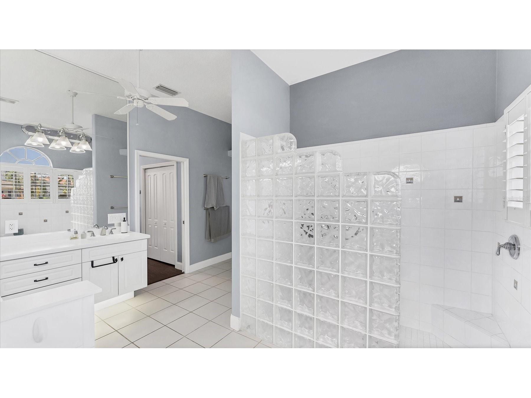 4627 Barracuda Drive Bradenton FL 34208 A4682697 image46