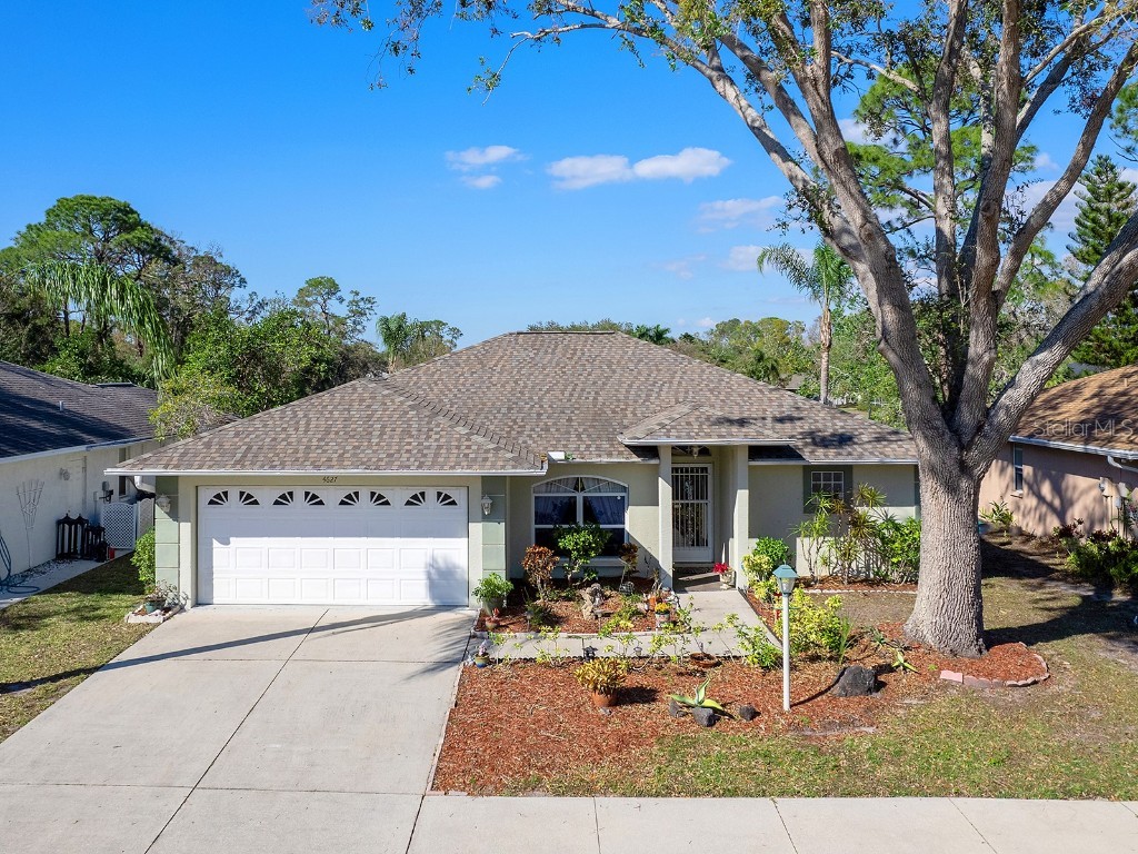 4627 Breezy Pines Boulevard Sarasota FL 34232 A4643703 image1