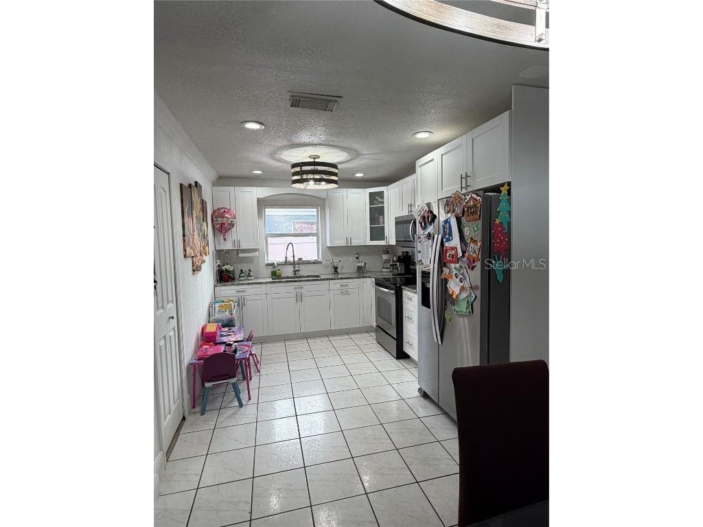 4627 Byerle Circle Tampa FL 33634 TB8460711 image8