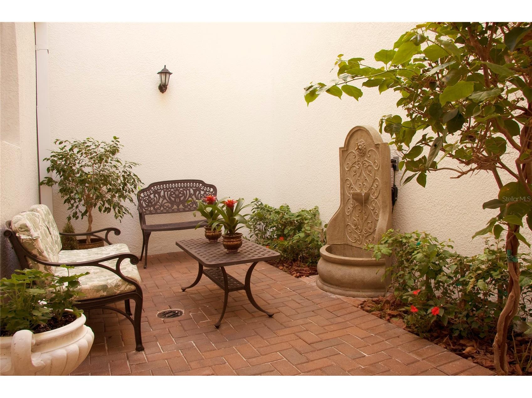 4627 Legacy Park Drive Tampa FL 33611 TB8476582 image10