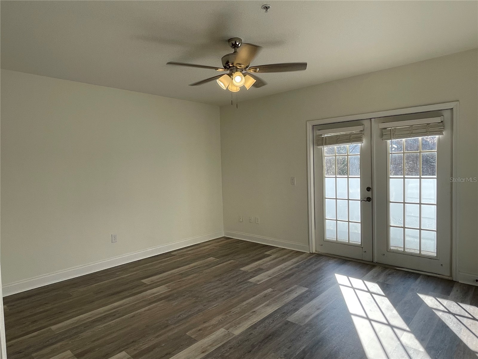 4627 Legacy Park Drive Tampa FL 33611 TB8476582 image19