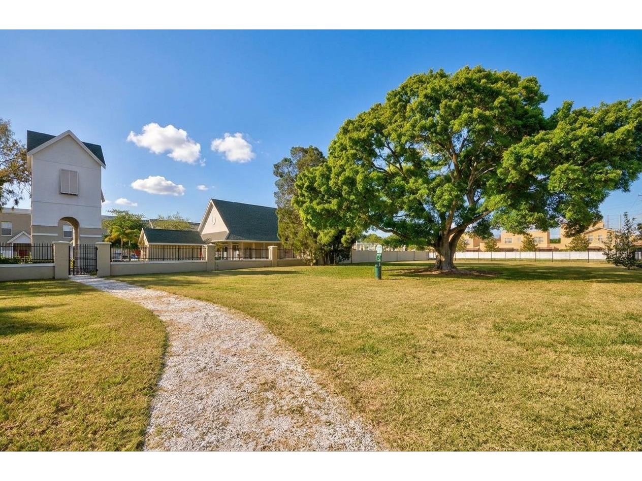 4627 Legacy Park Drive Tampa FL 33611 TB8476582 image37