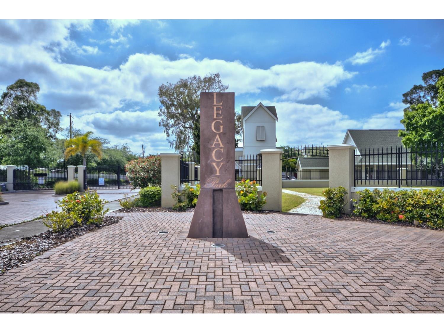 4627 Legacy Park Drive Tampa FL 33611 TB8476582 image39