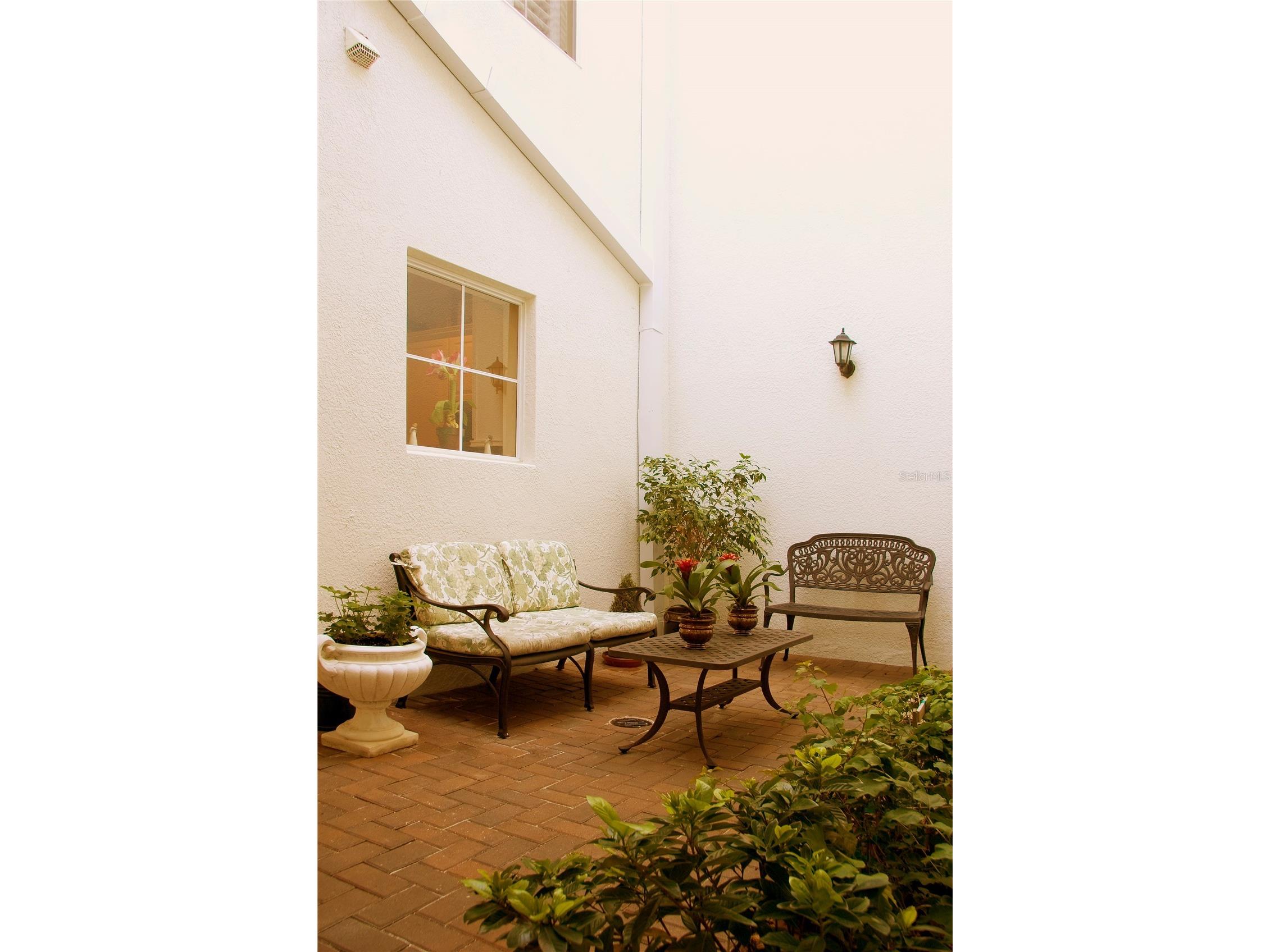 4627 Legacy Park Drive Tampa FL 33611 TB8476582 image9