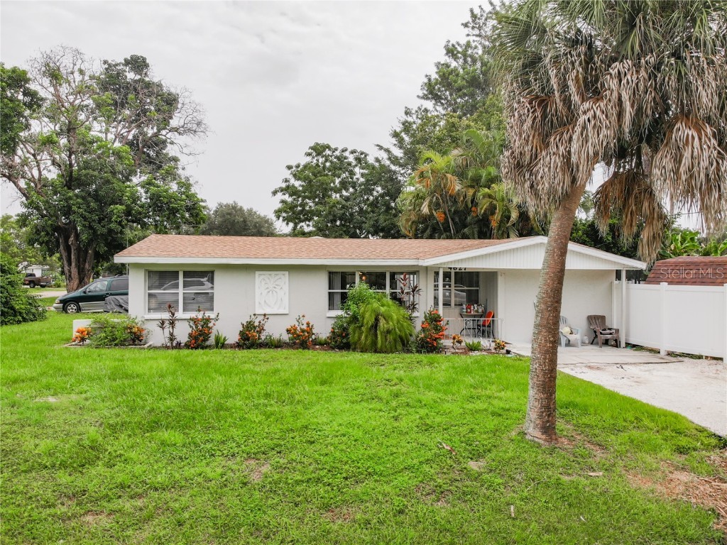 4627 Lords Avenue Sarasota FL 34231 A4510162 image1