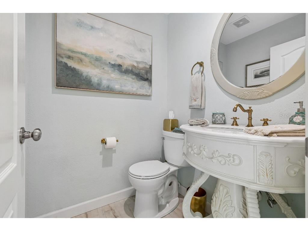 4627 Trails Drive Sarasota FL 34232 TB8500816 image11
