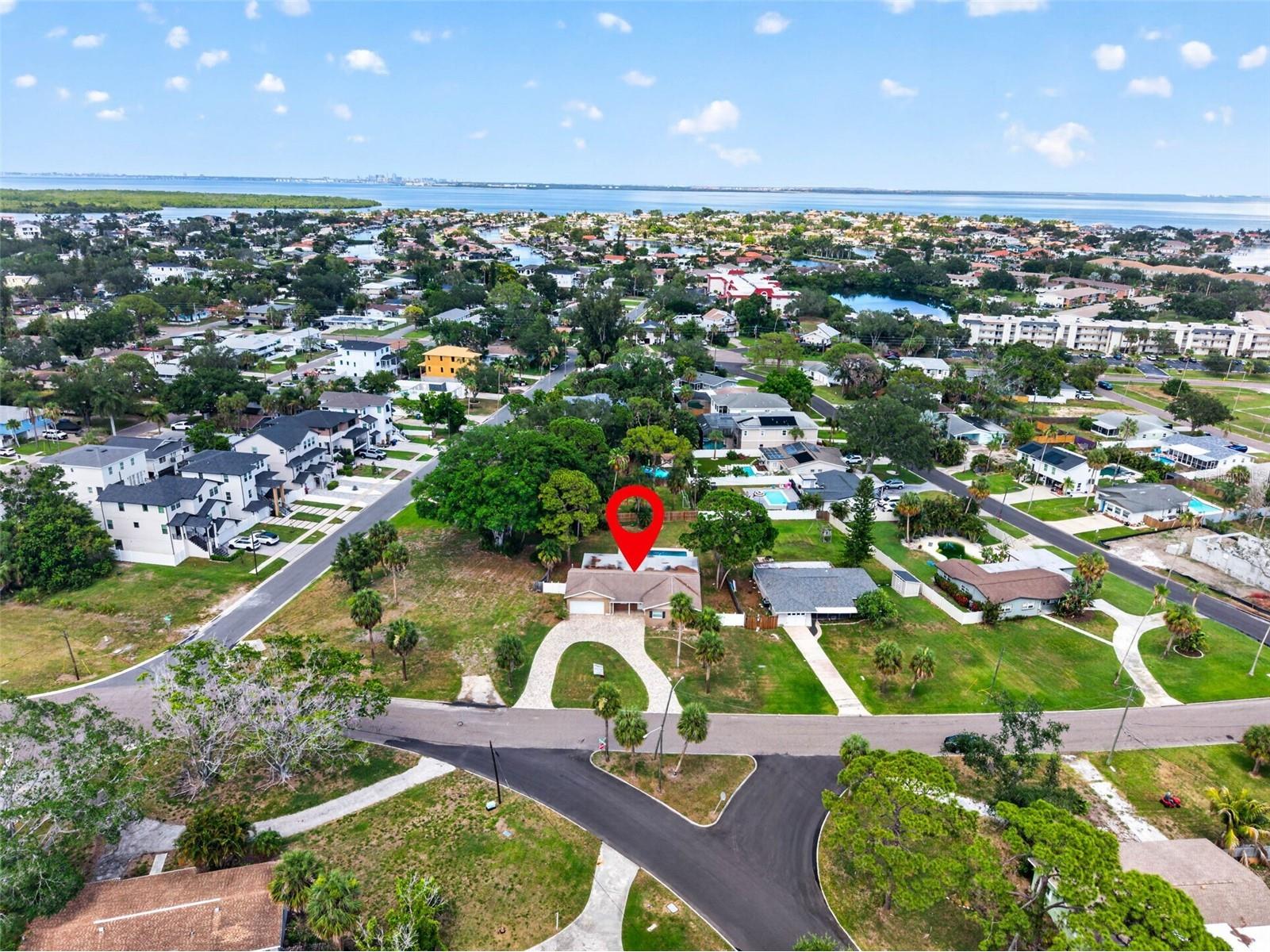4627 Venetian Boulevard NE Saint Petersburg FL 33704 TB8518451 image8