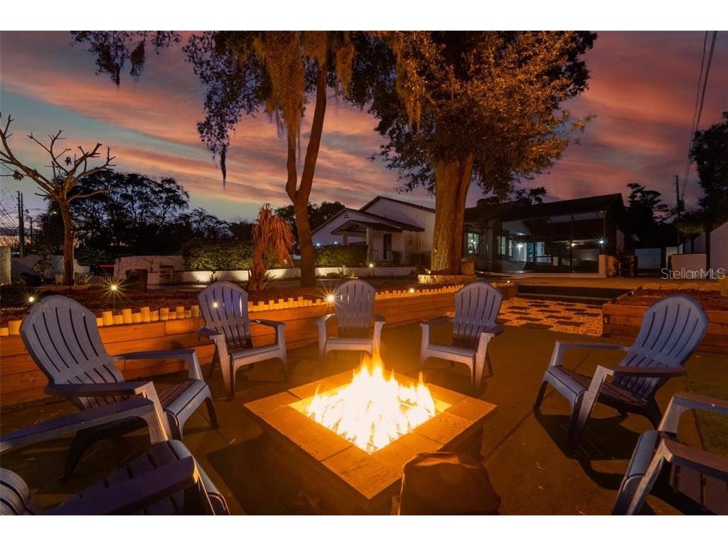 4627 Woodlot Court Orlando FL 32835 O6352090 image2