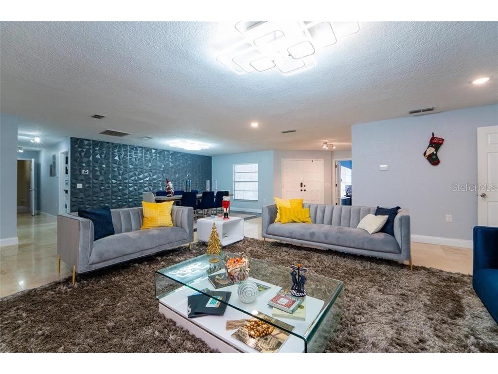 4627 Woodlot Court Orlando FL 32835 O6352090 image8