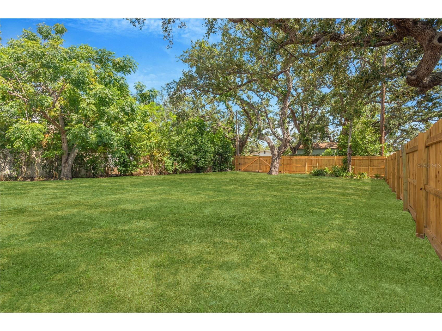 4628 15th Avenue S Saint Petersburg FL 33711 W7887307 image21