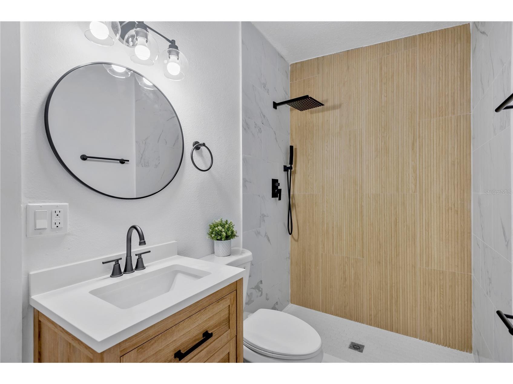 4628 15th Avenue S Saint Petersburg FL 33711 W7887307 image4