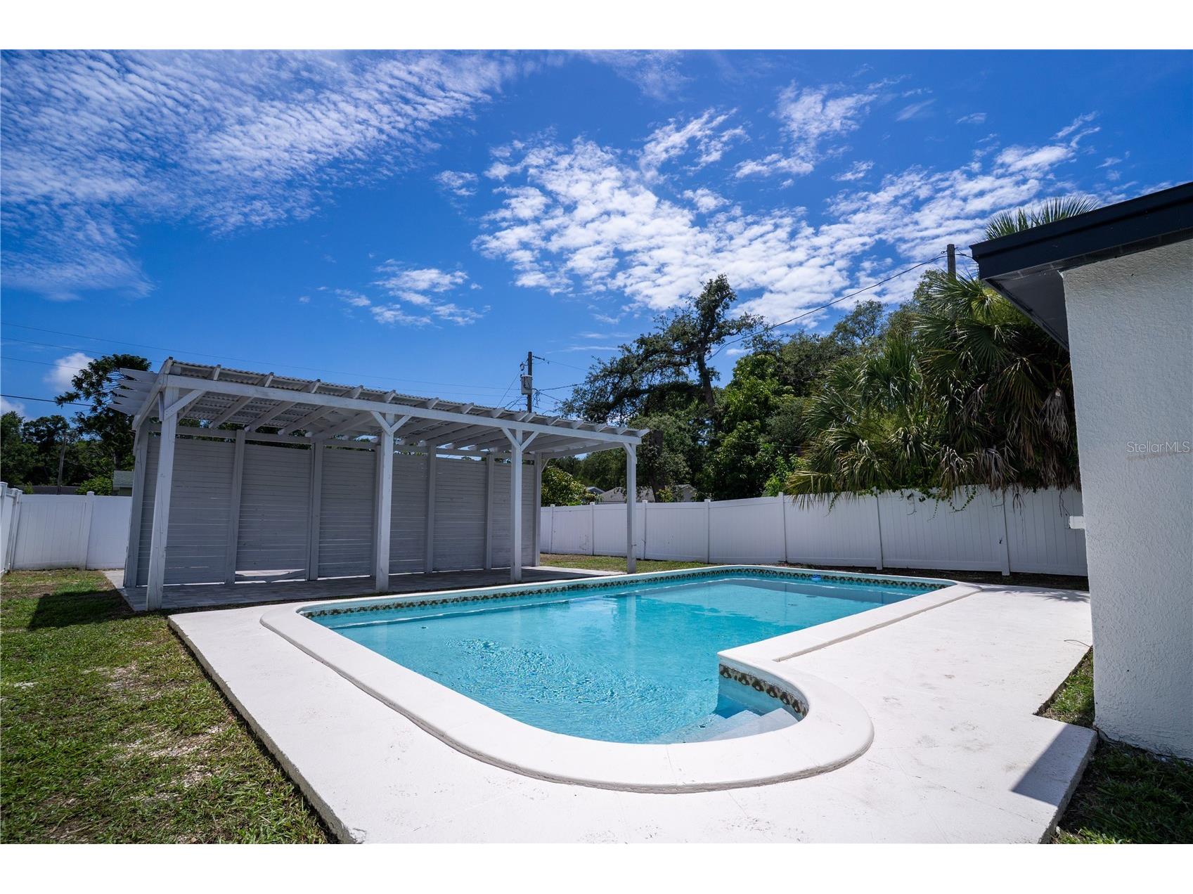 4628 16th Avenue S Saint Petersburg FL 33711 TB8513513 image23