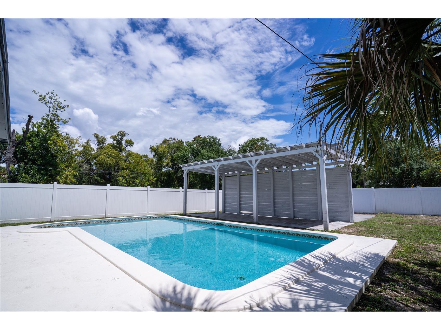 4628 16th Avenue S Saint Petersburg FL 33711 TB8513513 image26