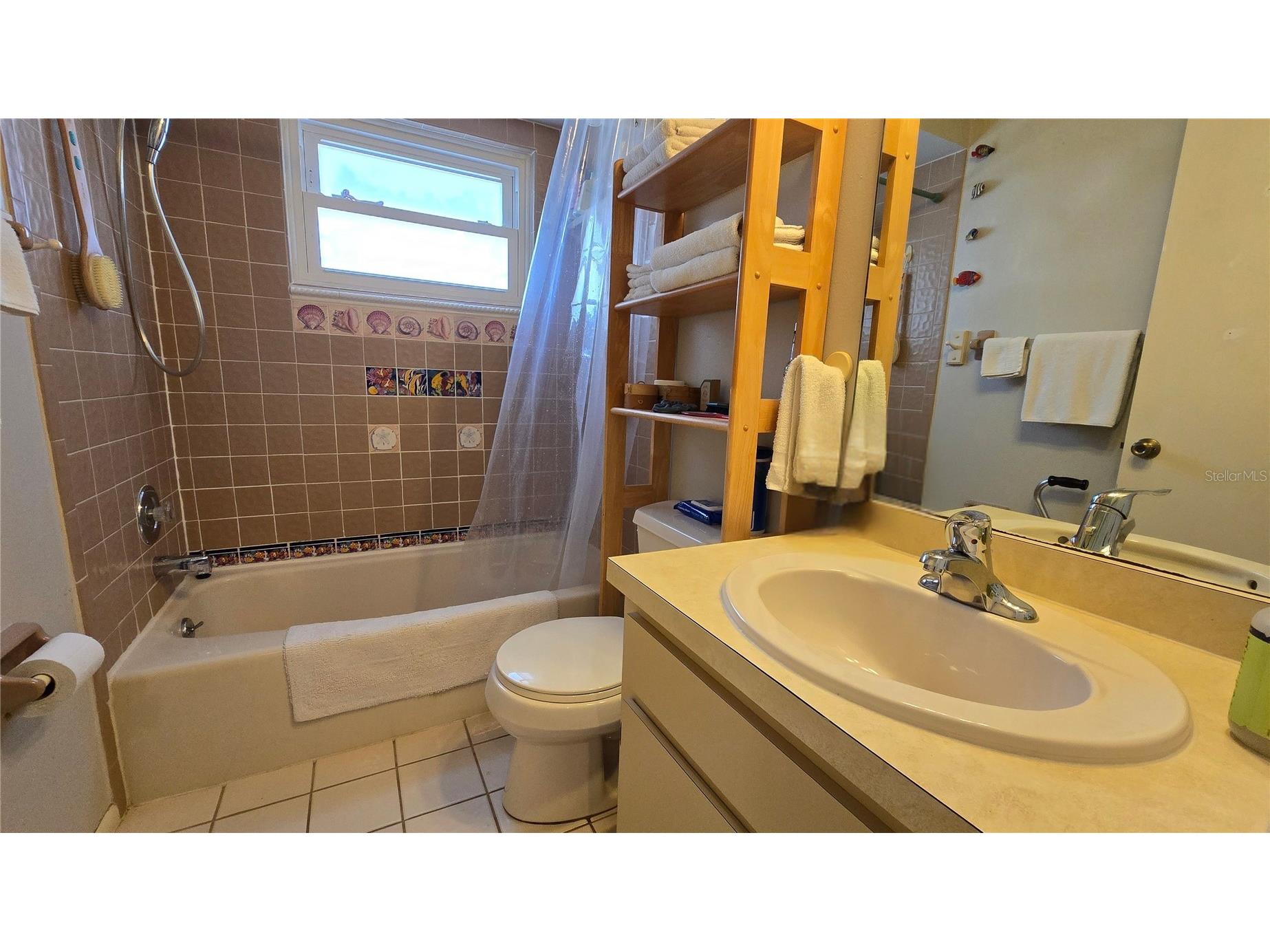 4628 Ashberry Drive Sarasota FL 34234 A4683659 image9