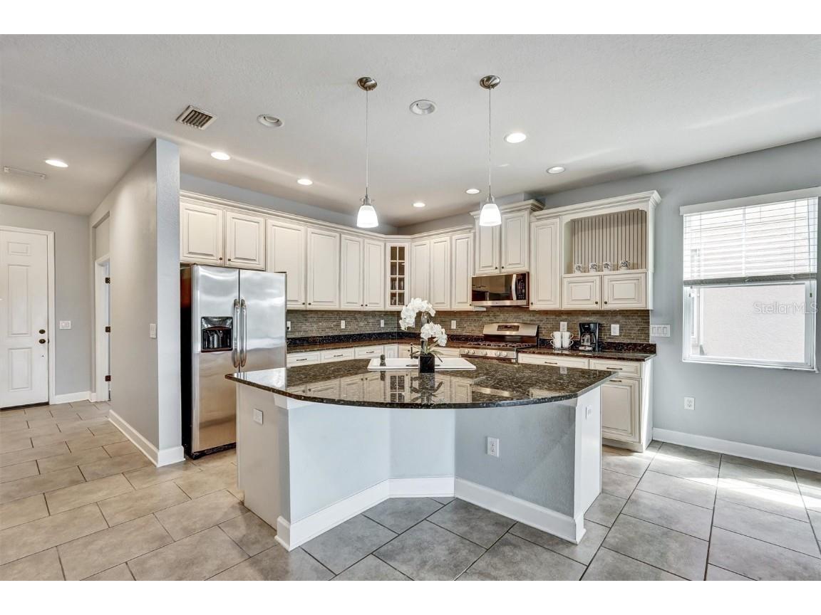 4628 Garden Arbor Way Bradenton FL 34203 A4666537 image10