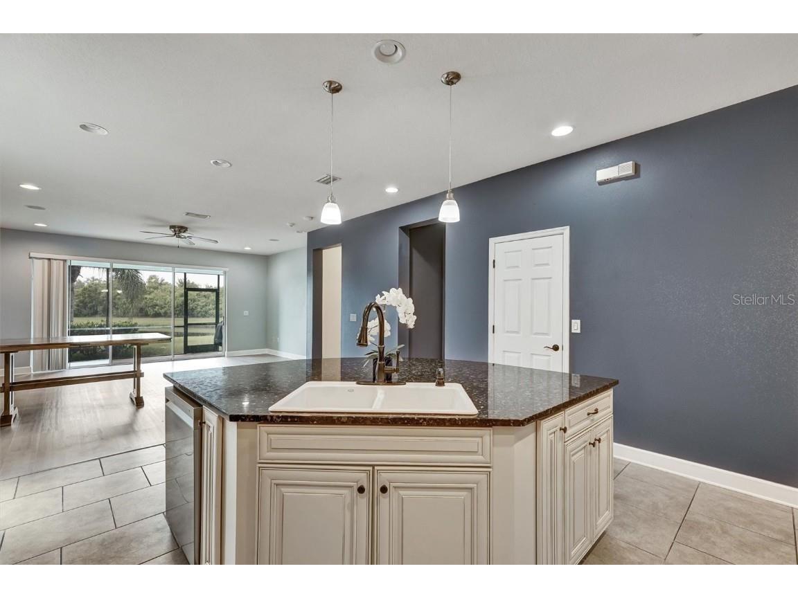 4628 Garden Arbor Way Bradenton FL 34203 A4666537 image12