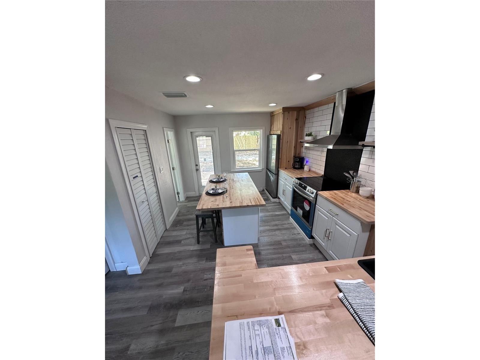 4629 26th Avenue S Saint Petersburg FL 33711 W7884641 image13