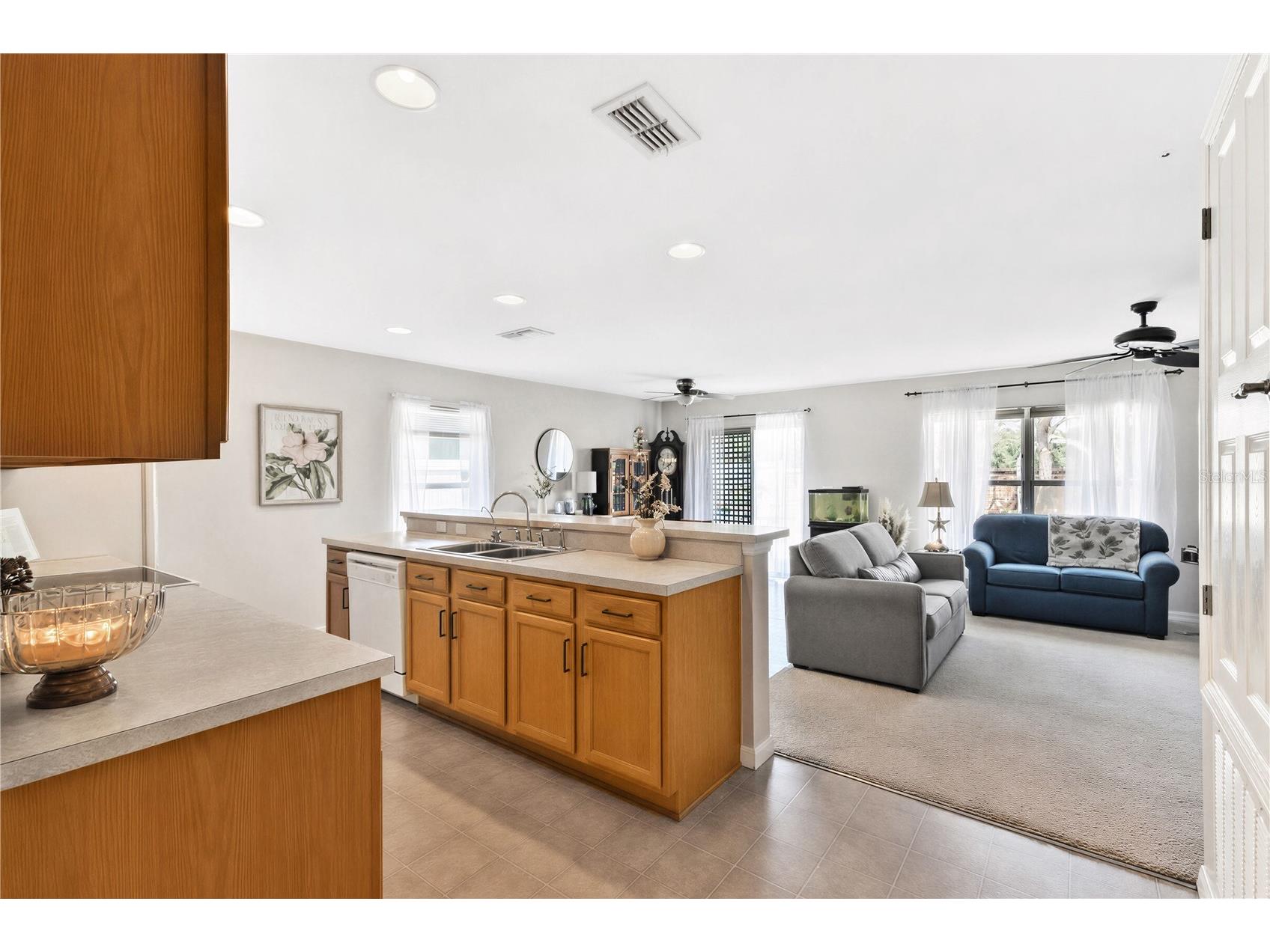 4629 Caverns Drive Kissimmee FL 34758 V4948965 image6