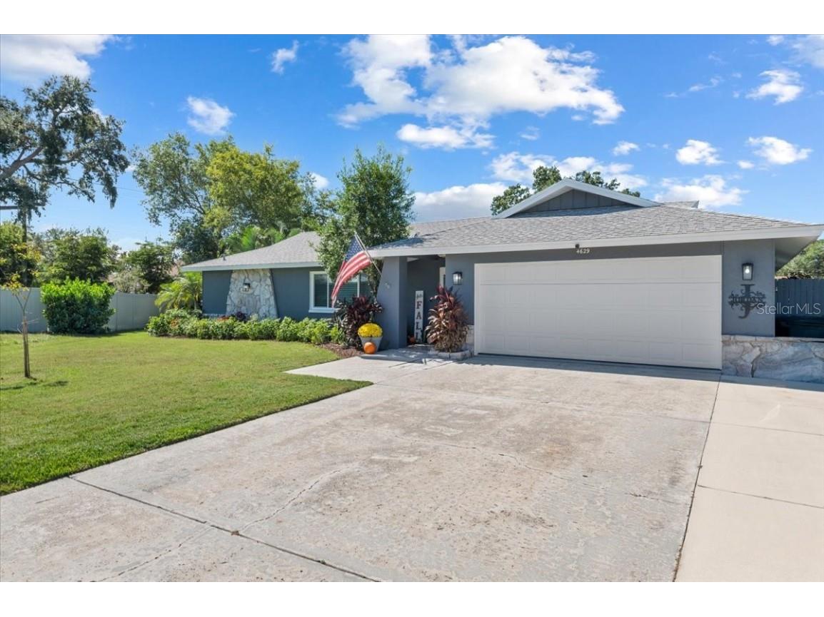 4629 Thomas Hoby Place Sarasota FL 34241 A4668393 image3