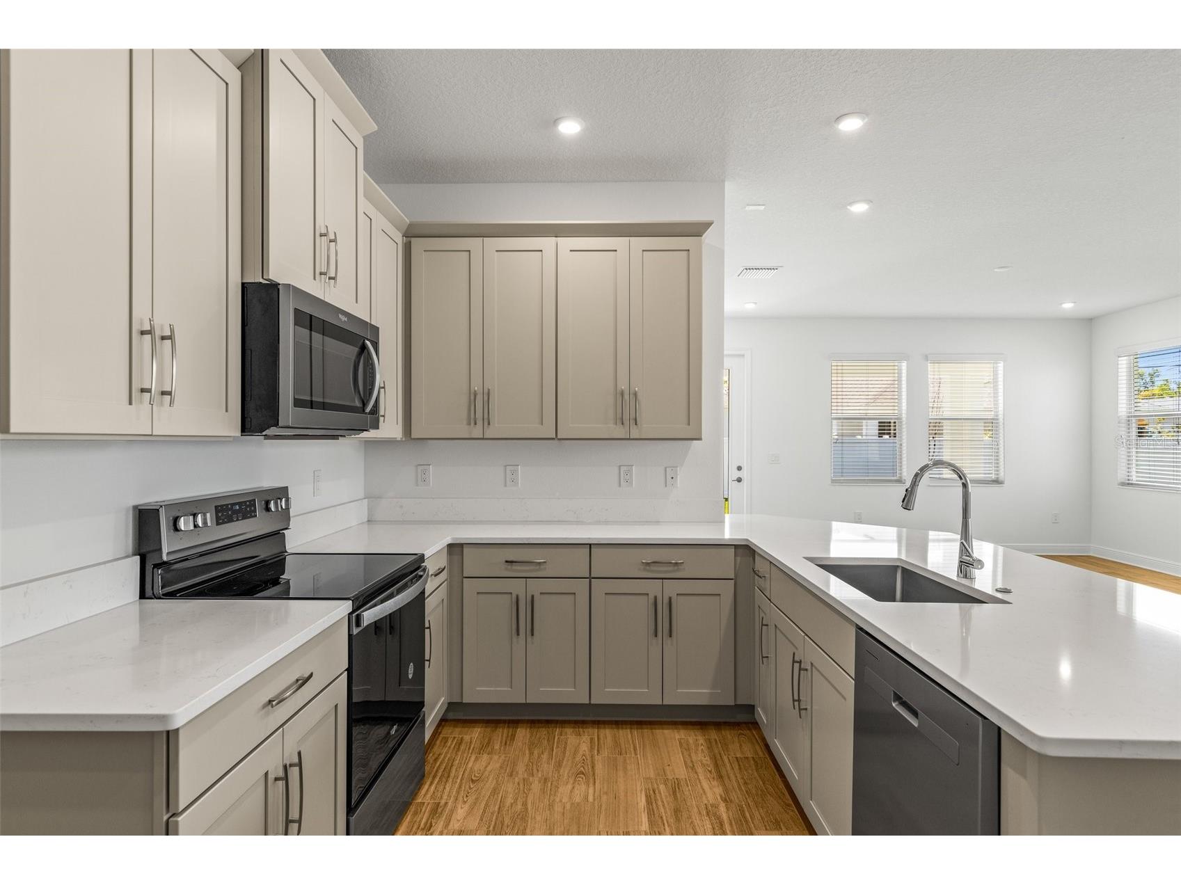 4629 Wishart Boulevard Tampa FL 33603 TB8495878 image5