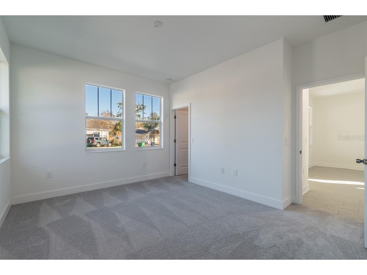 4629A 24th Avenue S Saint Petersburg FL 33711 TB8463105 image11