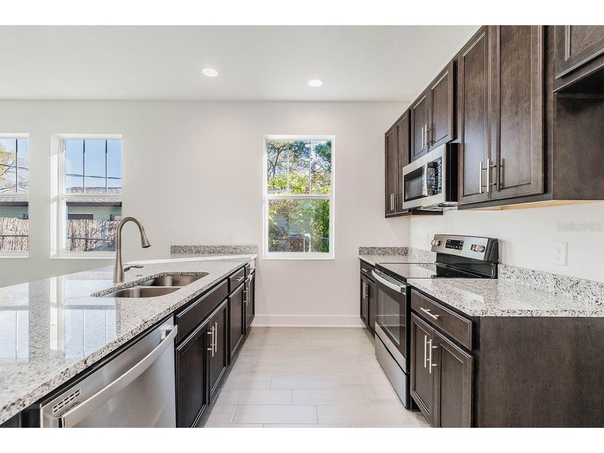 4629A 24th Avenue S Saint Petersburg FL 33711 TB8463105 image9