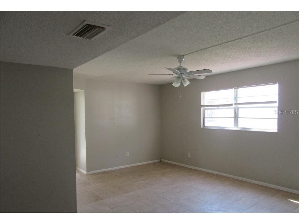463 76th Avenue N #1 Saint Petersburg FL 33702 TB8461317 image4
