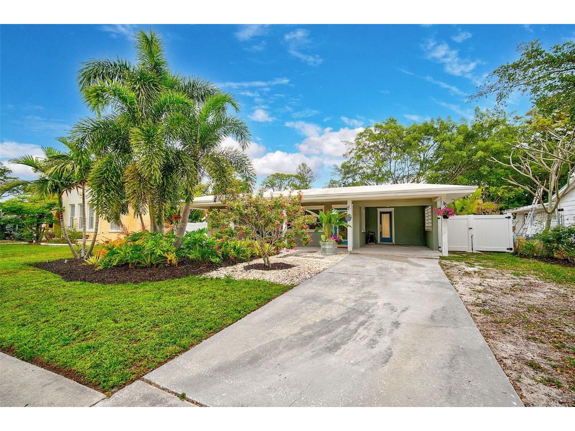 463 Acacia Drive Sarasota FL 34234 A4604068 image1
