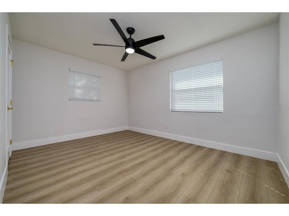 463 Davison Avenue NE Saint Petersburg FL 33703 TB8447524 image20