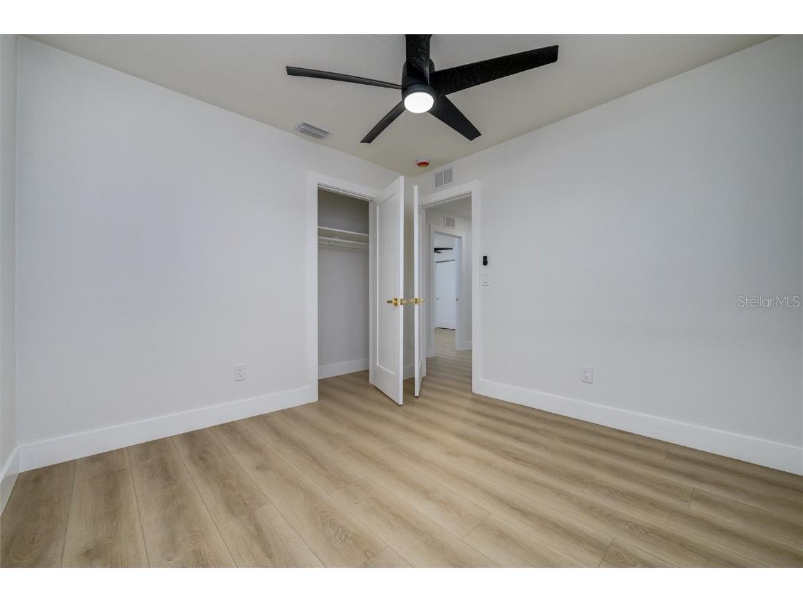 463 Davison Avenue NE Saint Petersburg FL 33703 TB8447524 image23