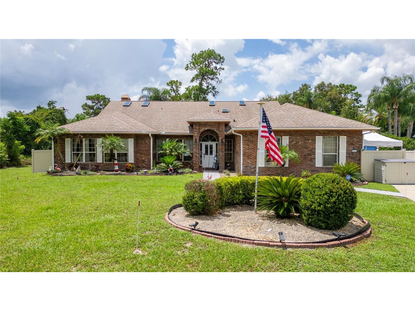 463 N Pine Meadow Drive Debary FL 32713 O6228057 image1