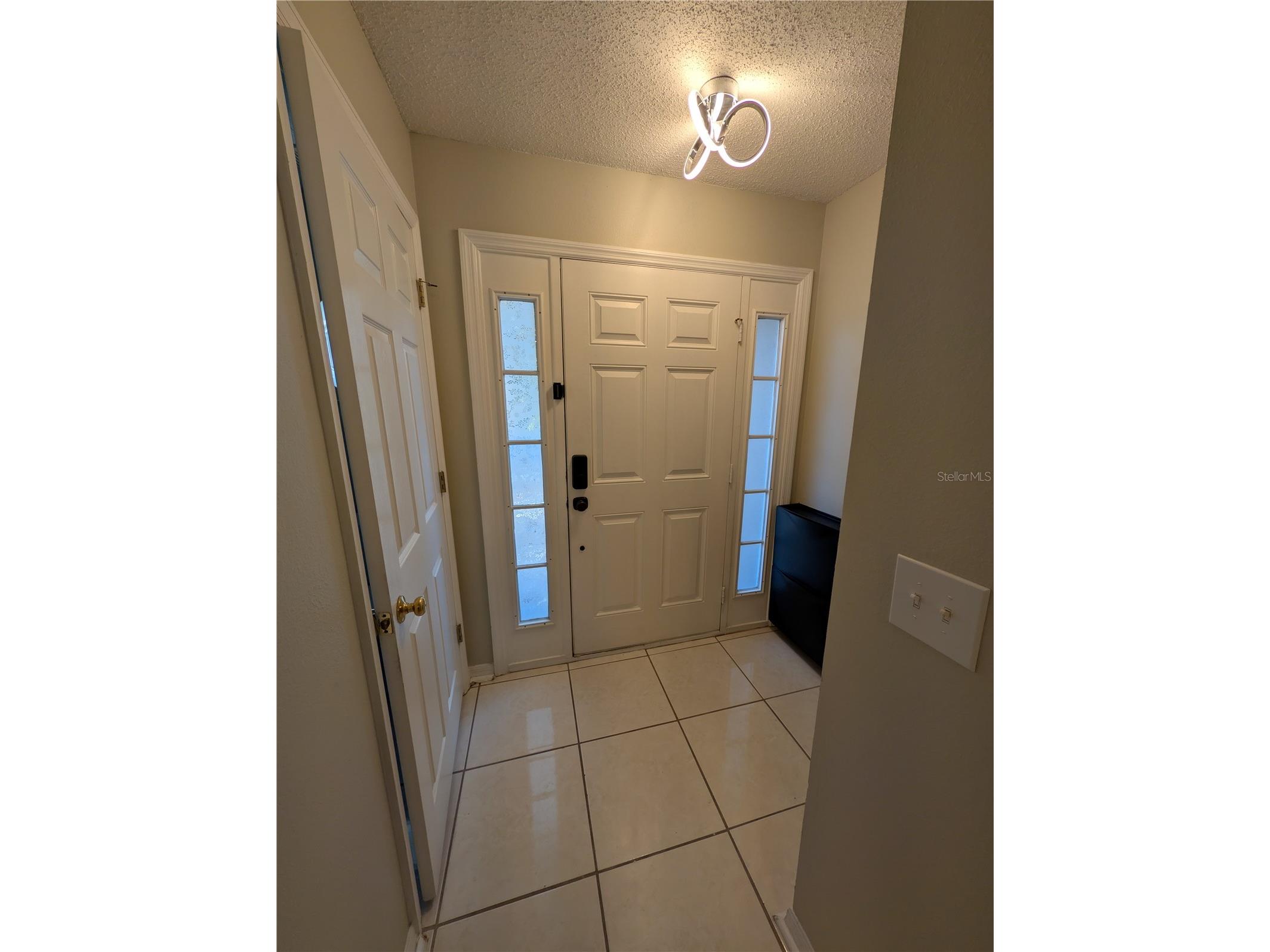4630 Ashburn Square Drive Tampa FL 33610 TB8483729 image3