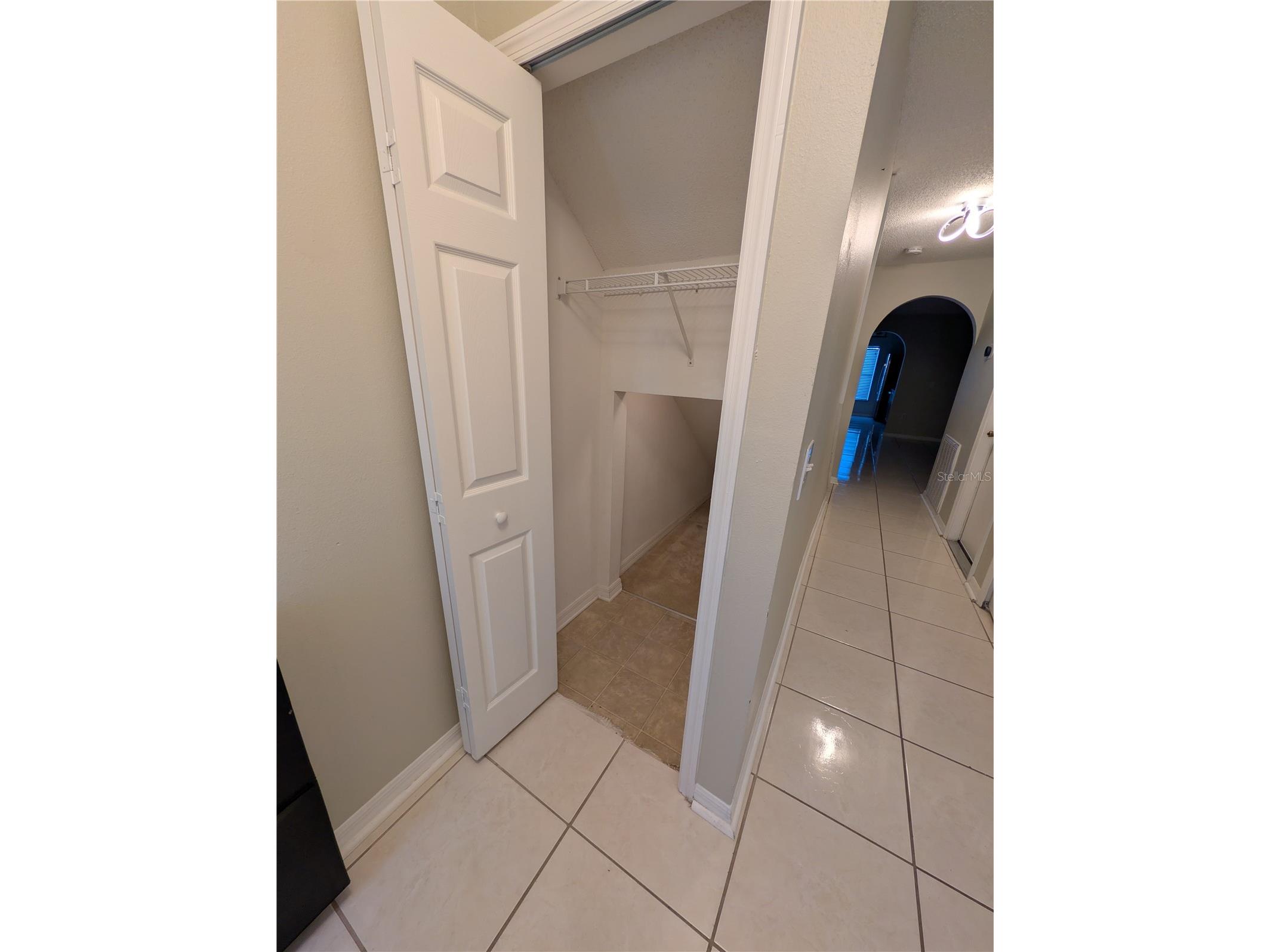 4630 Ashburn Square Drive Tampa FL 33610 TB8483729 image4