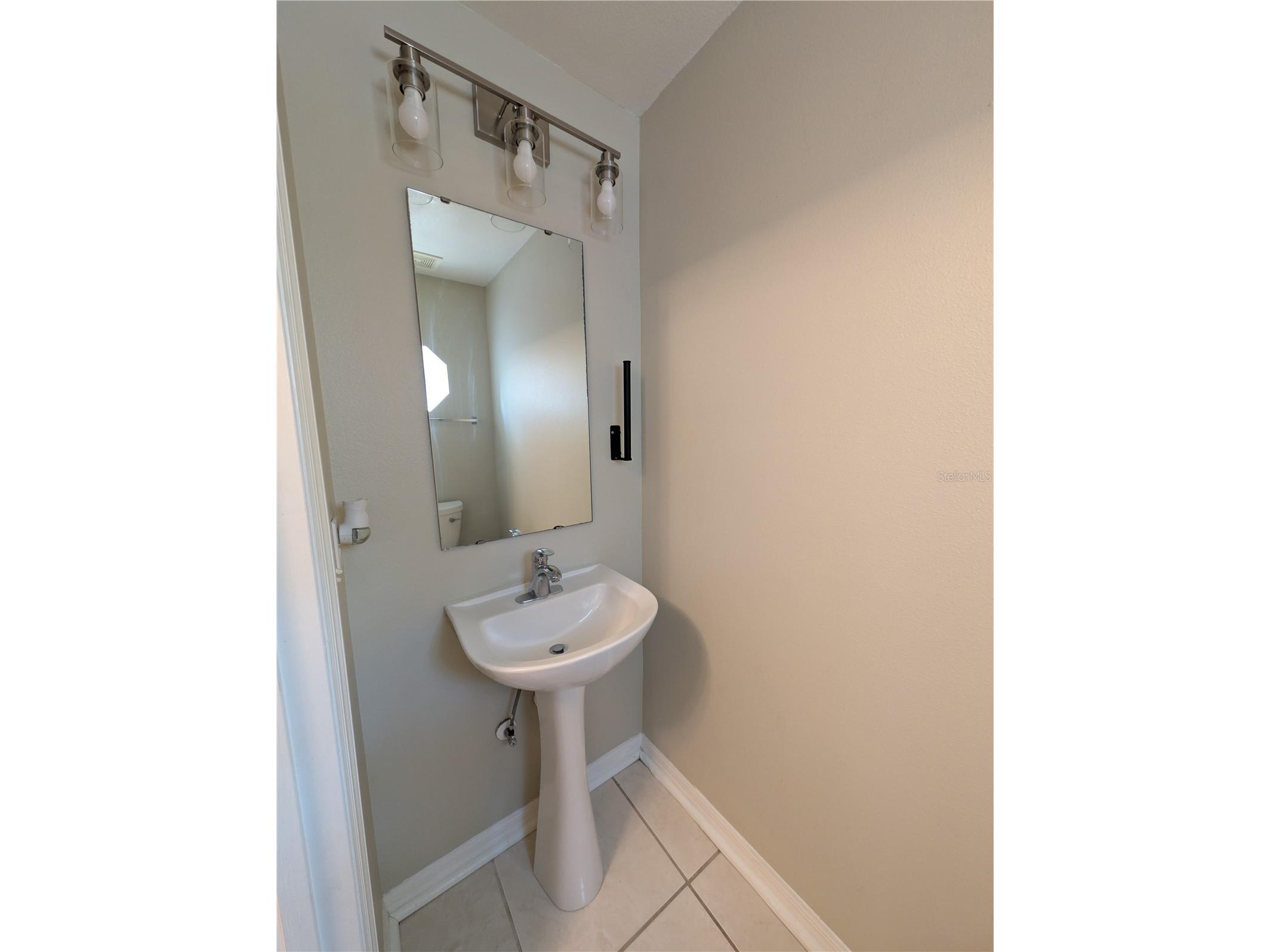 4630 Ashburn Square Drive Tampa FL 33610 TB8483729 image6