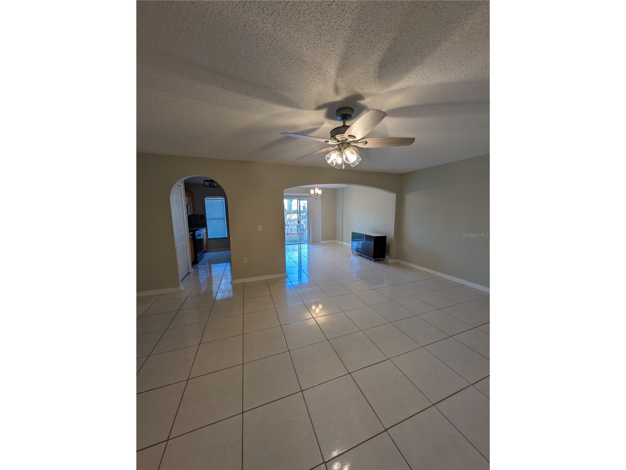 4630 Ashburn Square Drive Tampa FL 33610 TB8483729 image8