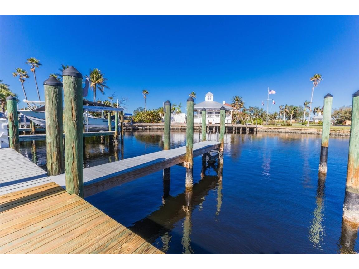 4630 Grassy Point Boulevard Port Charlotte FL 33952 C7500998 image1