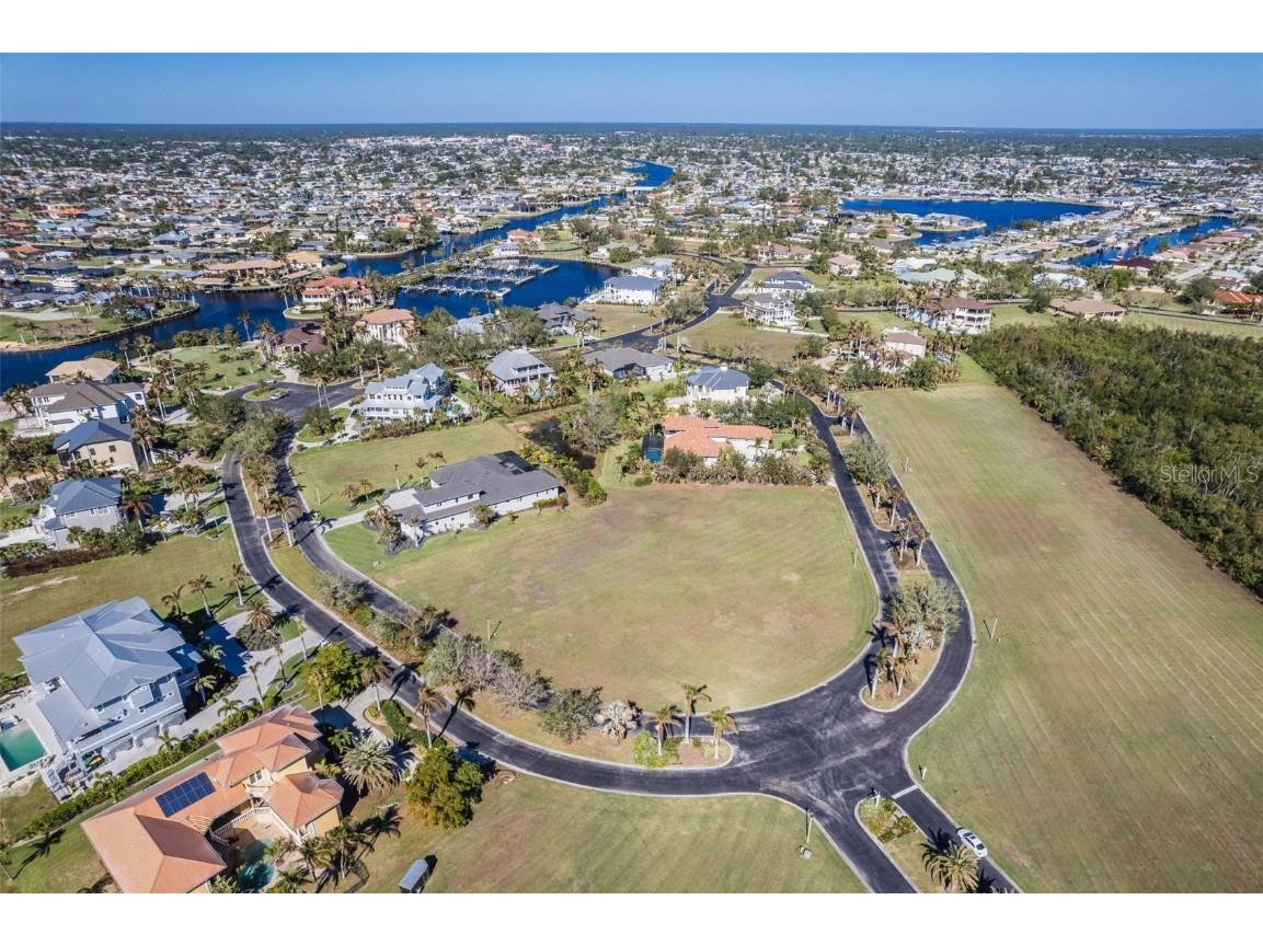 4630 Grassy Point Boulevard Port Charlotte FL 33952 C7500998 image14