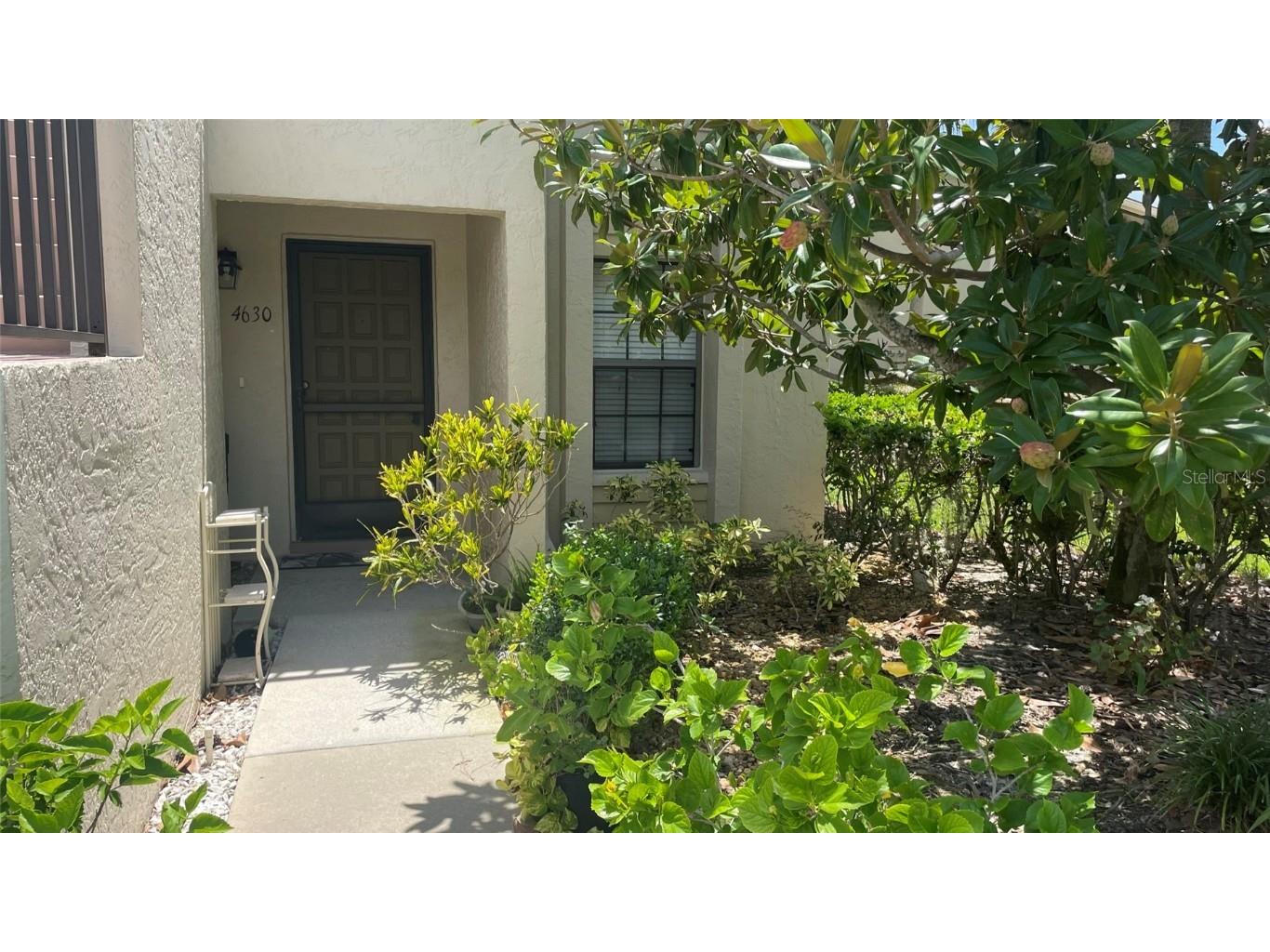 4630 Weybridge #15 Sarasota FL 34235 A4578950 image1