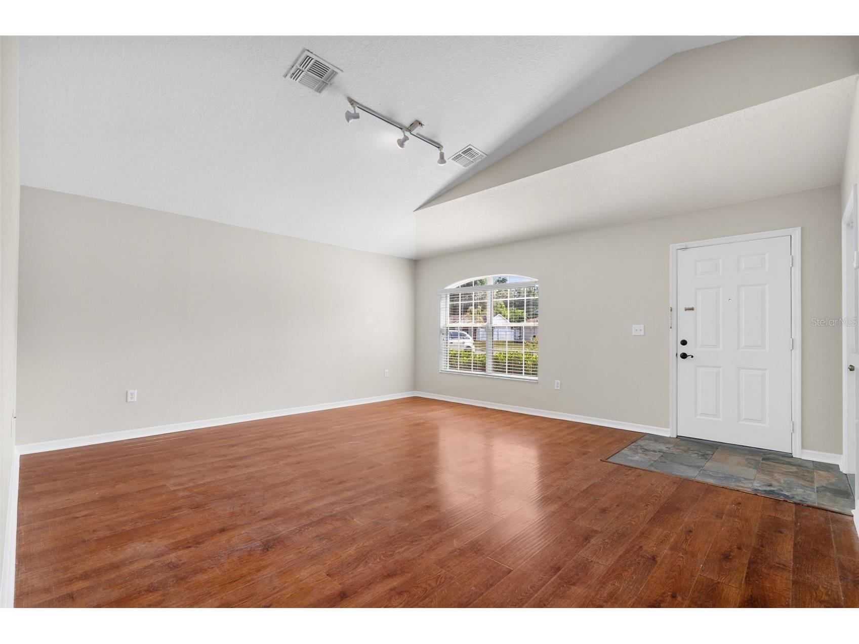 4631 Eagle Ranch Drive Zephyrhills FL 33542 TB8506108 image10