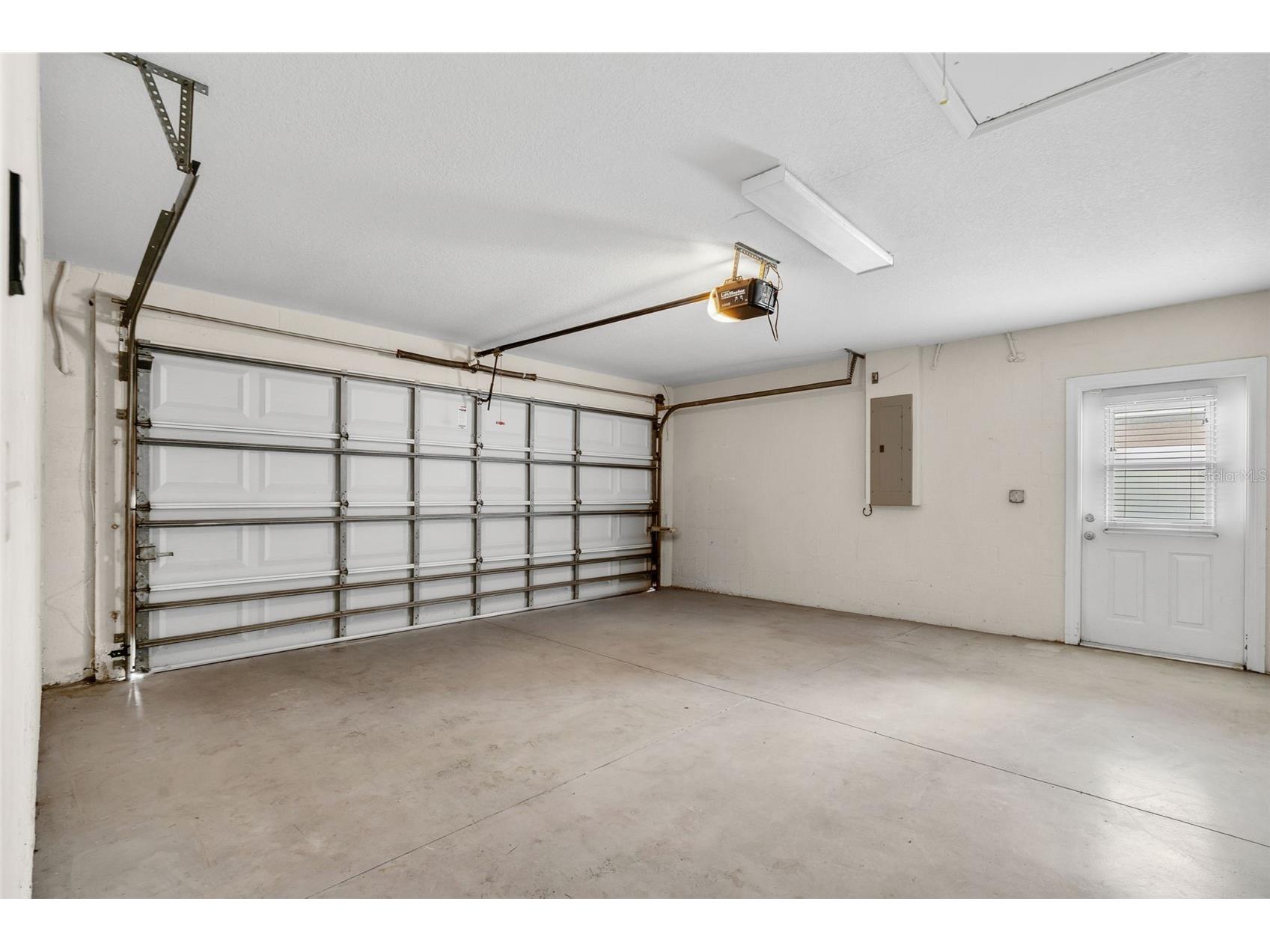 4631 Eagle Ranch Drive Zephyrhills FL 33542 TB8506108 image32