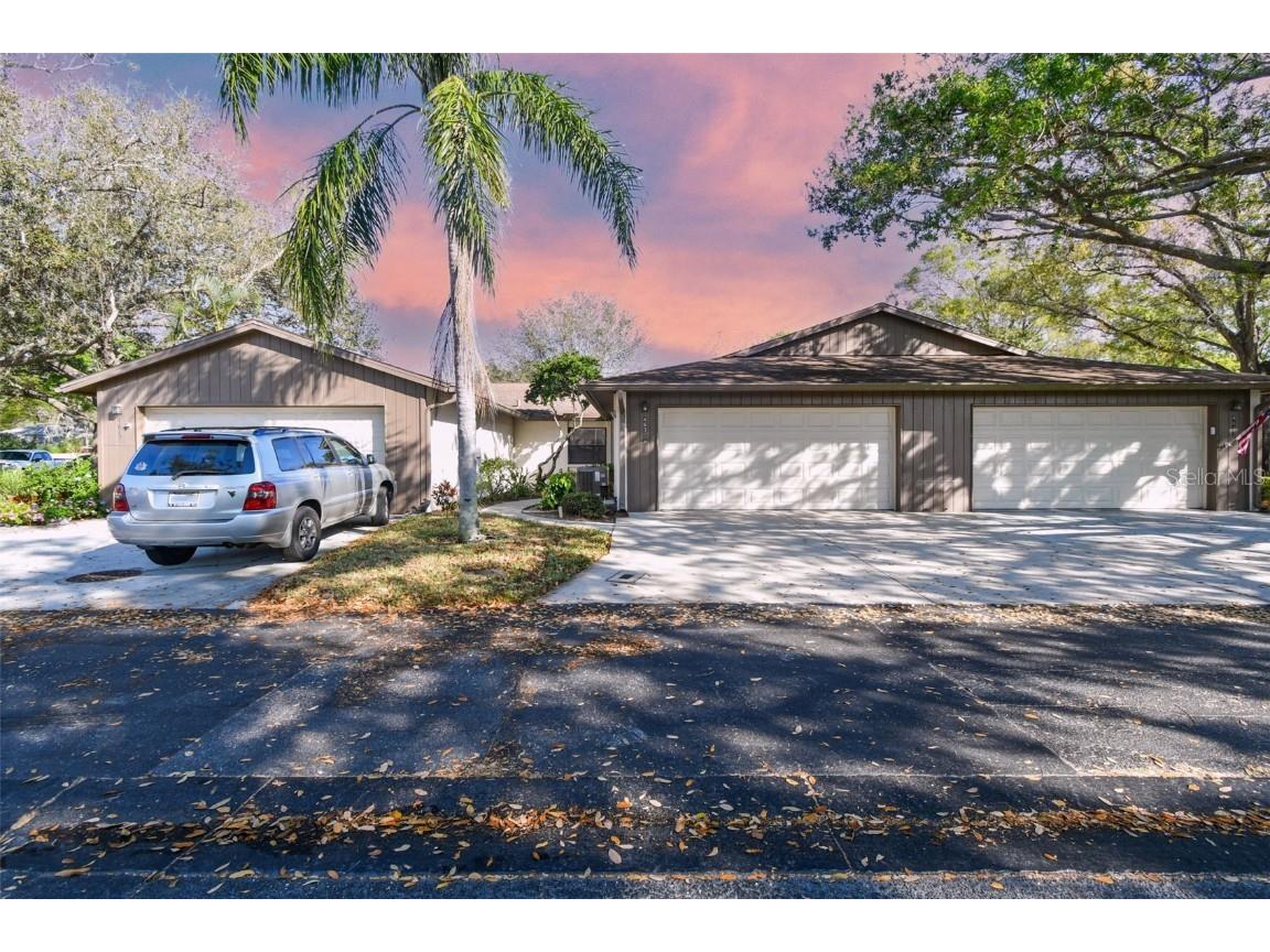 4631 Oak Hill Drive #12 Sarasota FL 34232 T3430676 image1