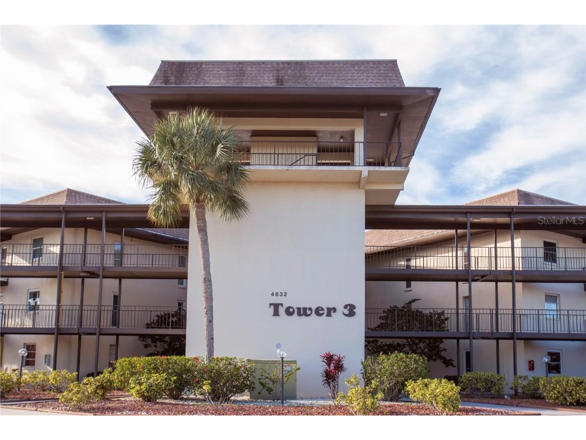 4632 Marine Parkway #102 New Port Richey FL 34652 - NORTH CHANNEL W7862067 image1