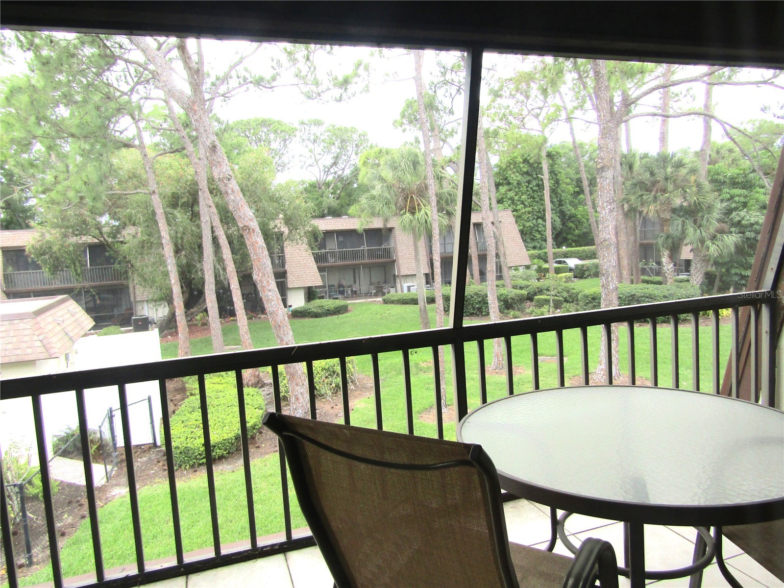 4632 Ringwood Meadow #28 Sarasota FL 34235 A4691030 image15