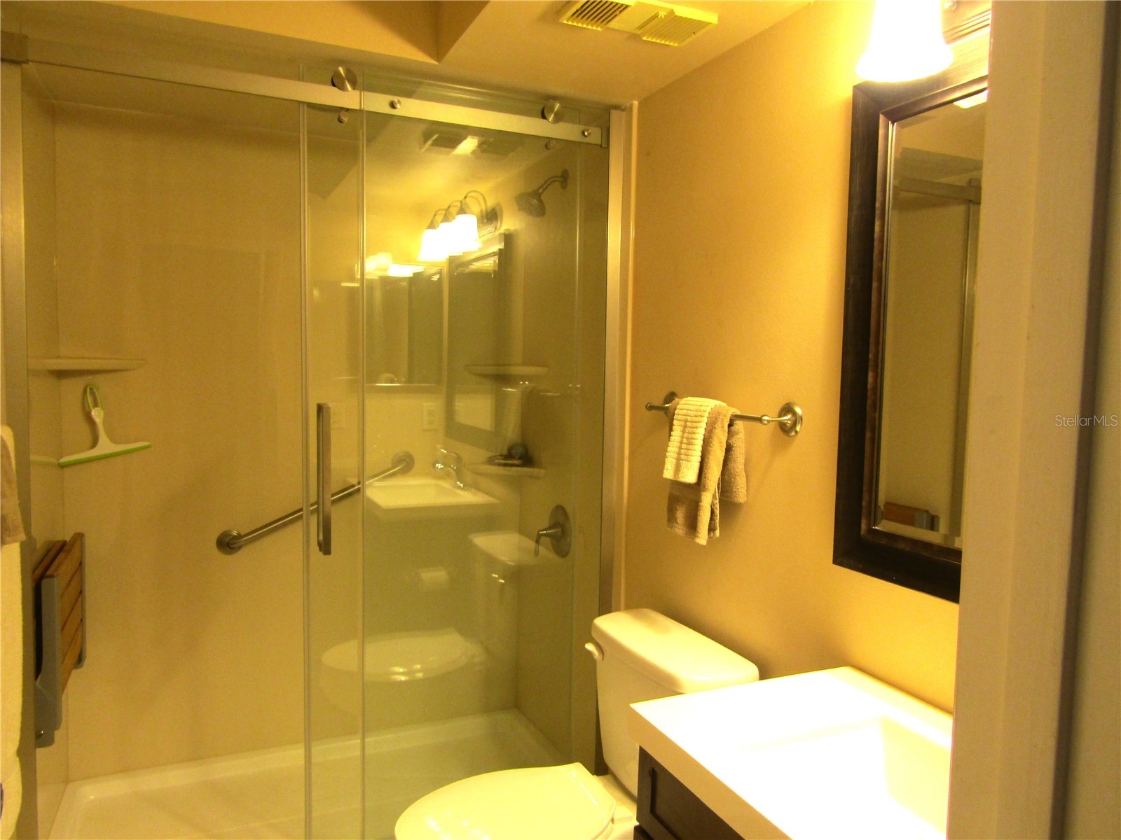 4632 Ringwood Meadow #28 Sarasota FL 34235 A4691030 image6