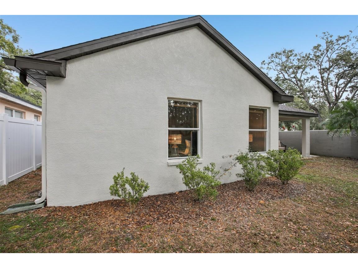 4632 Whispering Park Lane Tampa FL 33614 TB8451667 image28