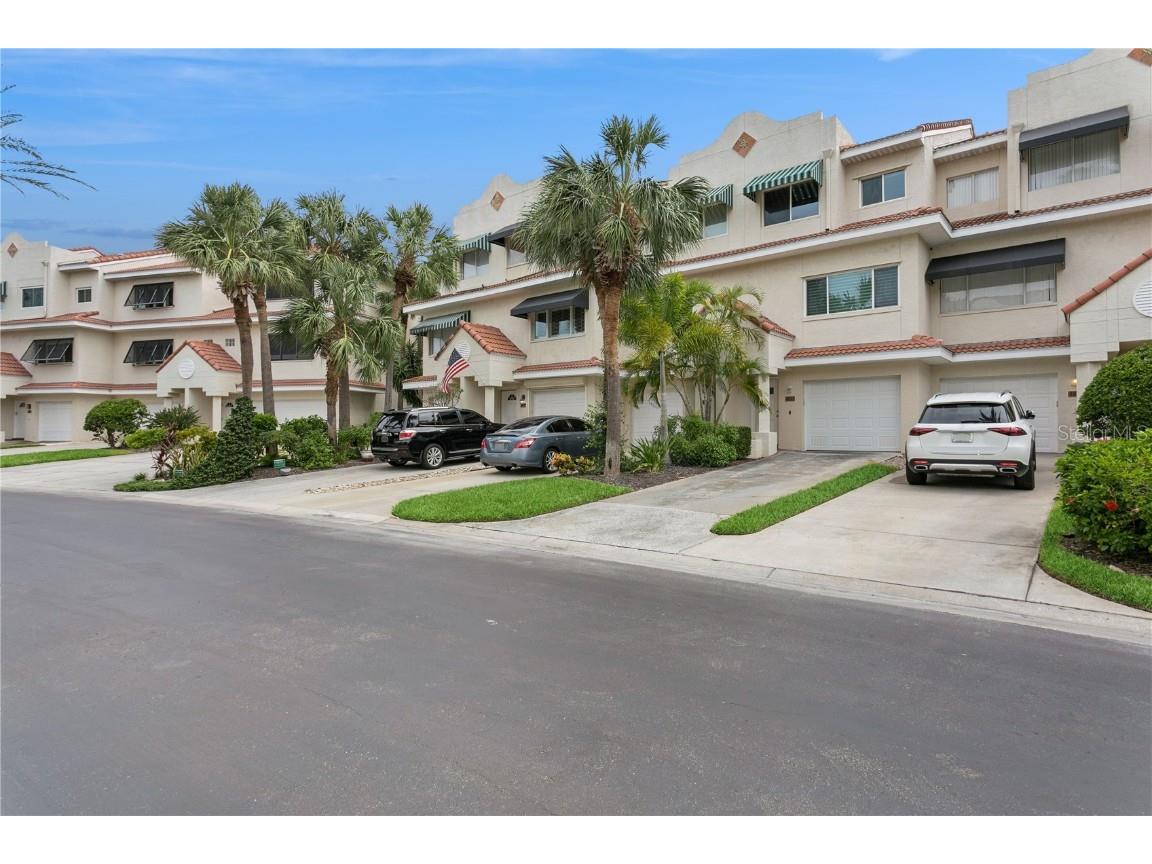 4633 Mirabella Court Saint Pete Beach FL 33706 - BOCA CIEGA BAY TB8443618 image1