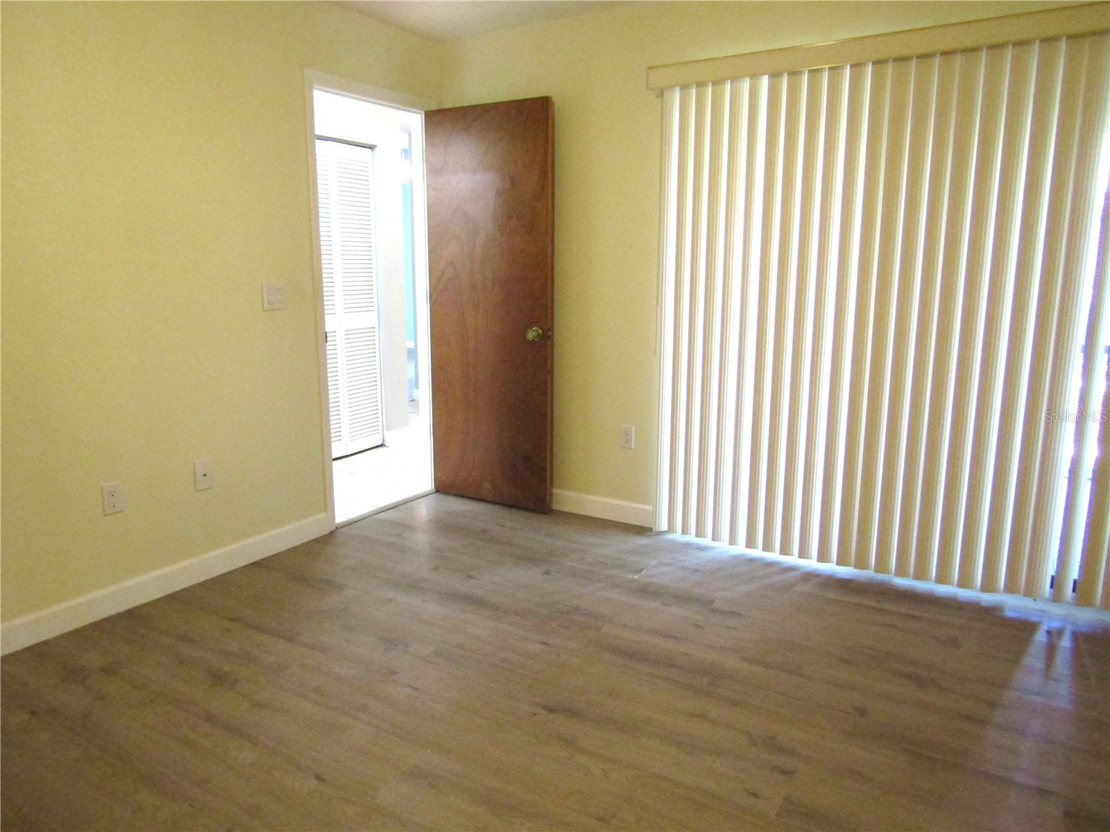 4633 Oak Hill Drive #13 Sarasota FL 34232 A4691571 image19