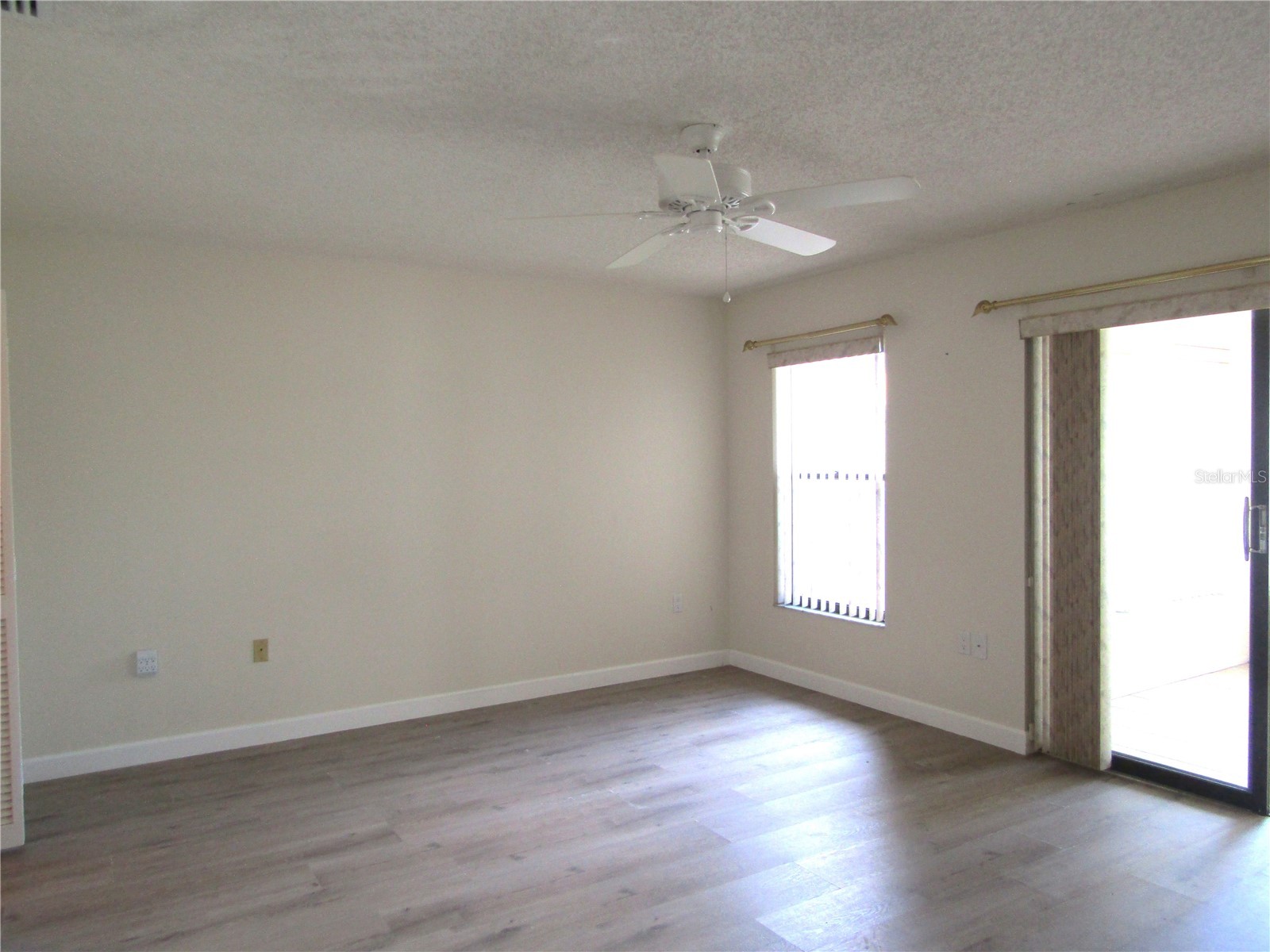 4633 Oak Hill Drive #13 Sarasota FL 34232 A4691571 image21